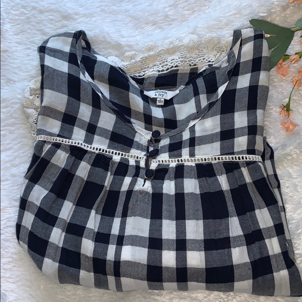 Crown & ivy blouse